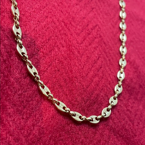 VINTAGE Givenchy NECKLACE EUC Gold - Picture 8 of 13